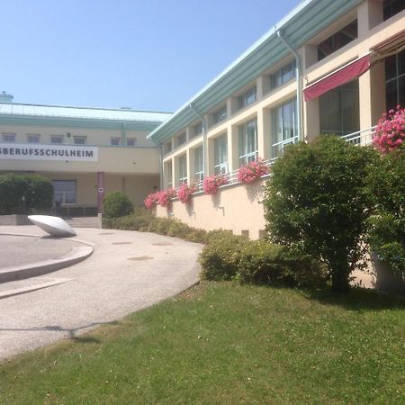 Hostel Obertrum Exterior photo